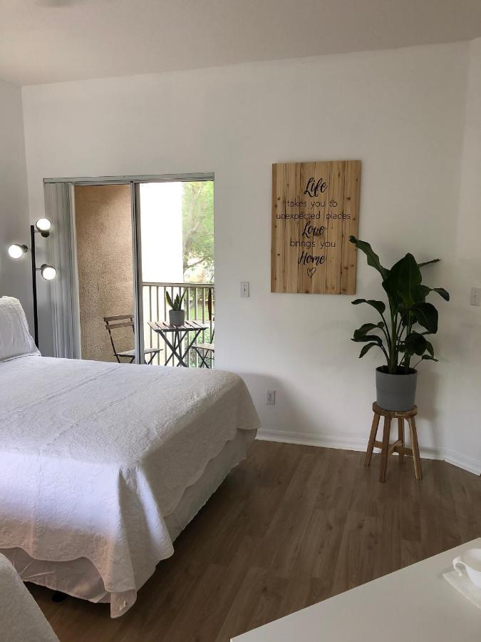 Sweet Spot Studio In Pga Village 2 Beds B كارلتون المظهر الخارجي الصورة
